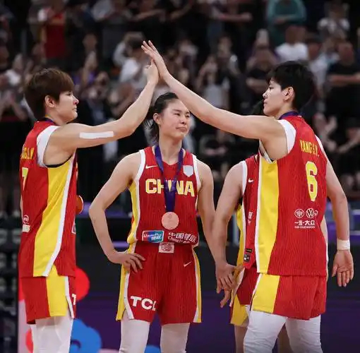 天博体育登录入口-多人质疑，宫鲁鸣下课？尘埃落定，篮协一把手官宣，考核规则曝光|女篮|中国女篮|女篮世界杯|王思雨|李月汝_新浪体育_新浪新闻